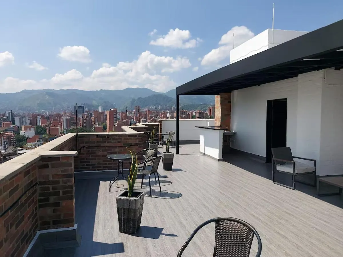 Laureles Penthouse, Jacuzzi-Rooftop Fun In The Sun Medellín 0*,